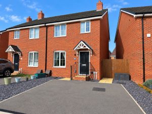 Lily Edge, Biggleswade